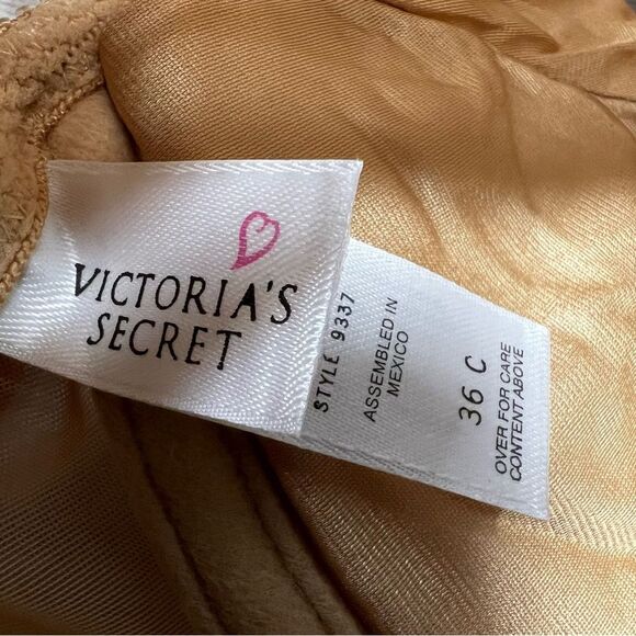 Victoria's Secret Tan Lace Bra - Picture 4 of 6